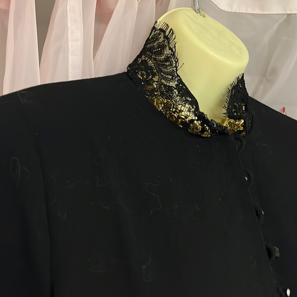 Elegant  classic lace collar black wool gabardine dress Ellen Tracy sz8